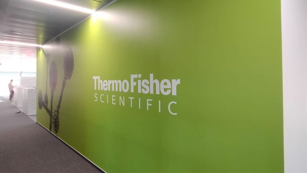 Impresión digital en fachada